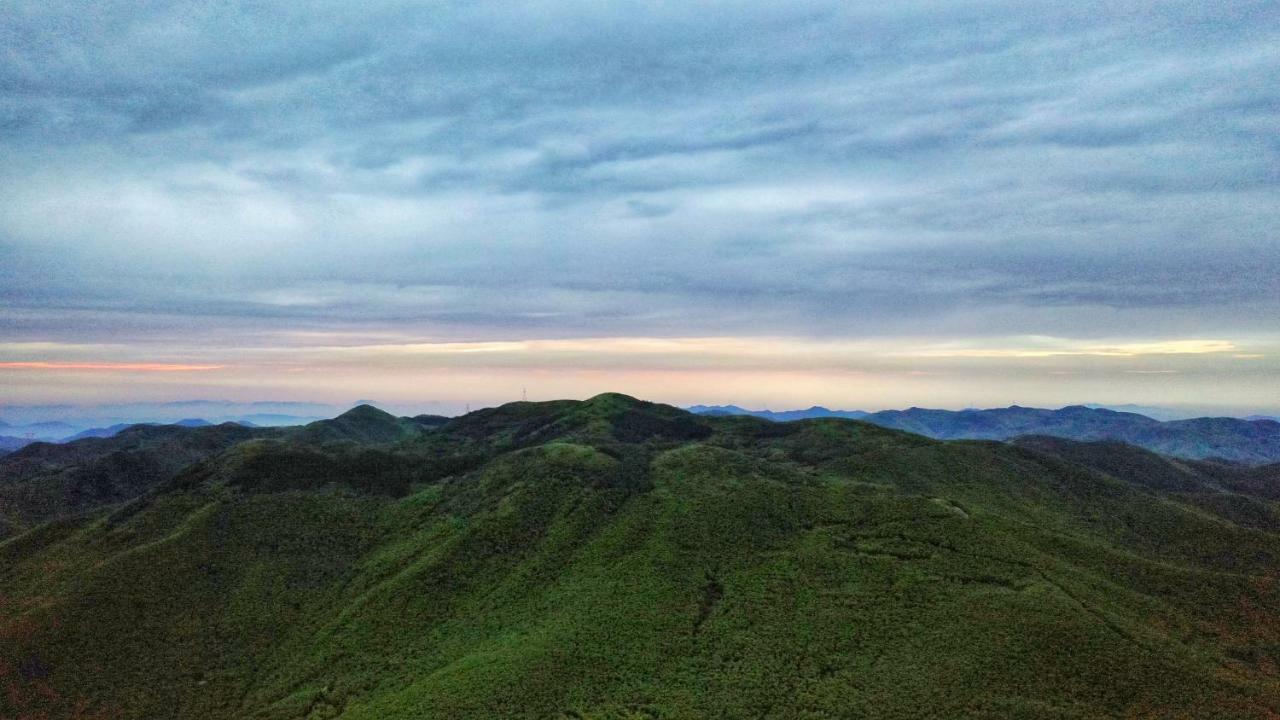 Moganshan Pinhouwu Hotel Deqing Eksteriør bilde
